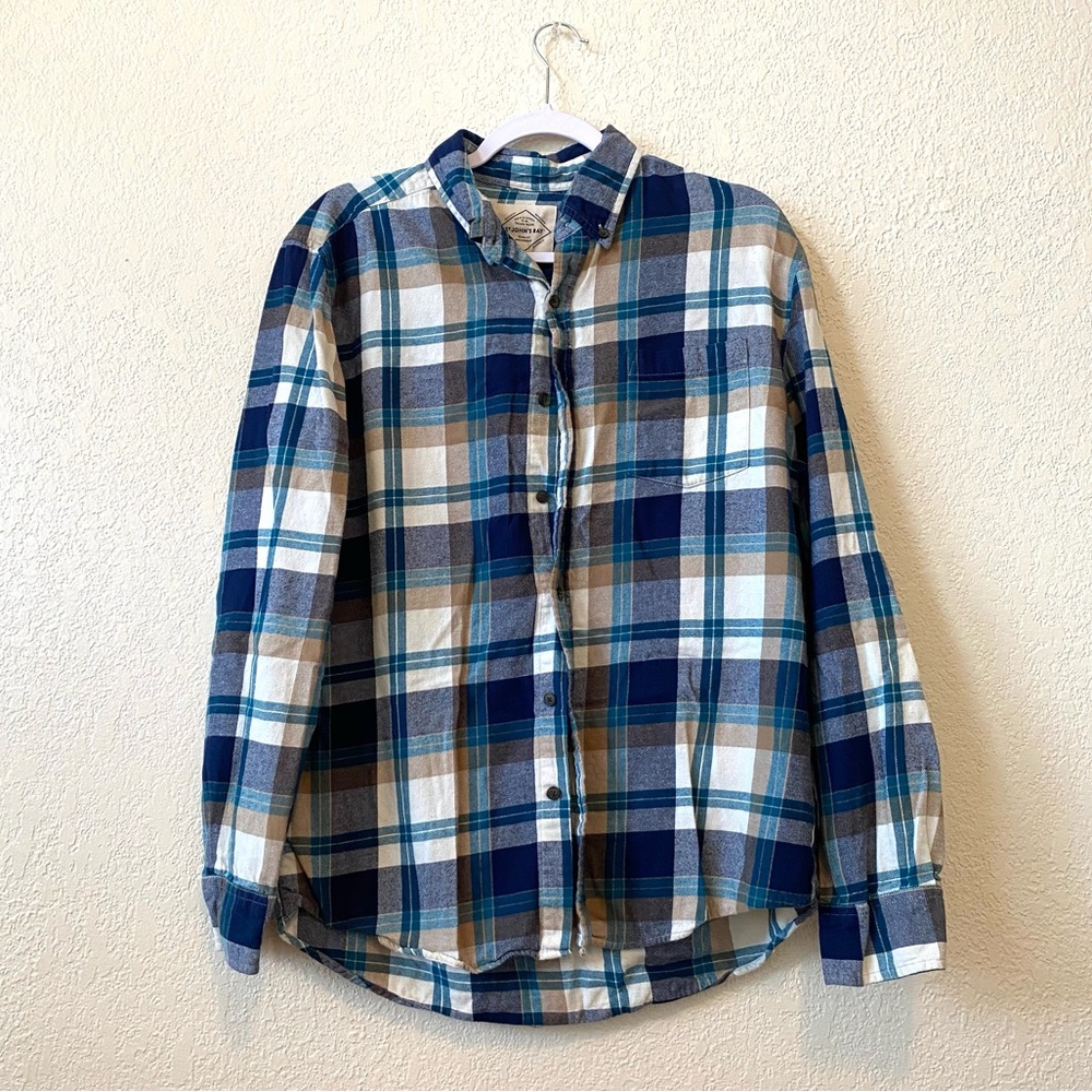 ST. JOHN’S BAY Blue Button Up Shirt
